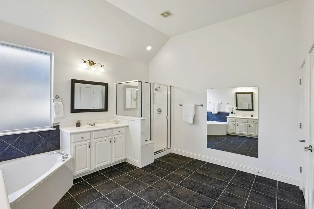 1017 Horseback Hollow Austin TX 78732