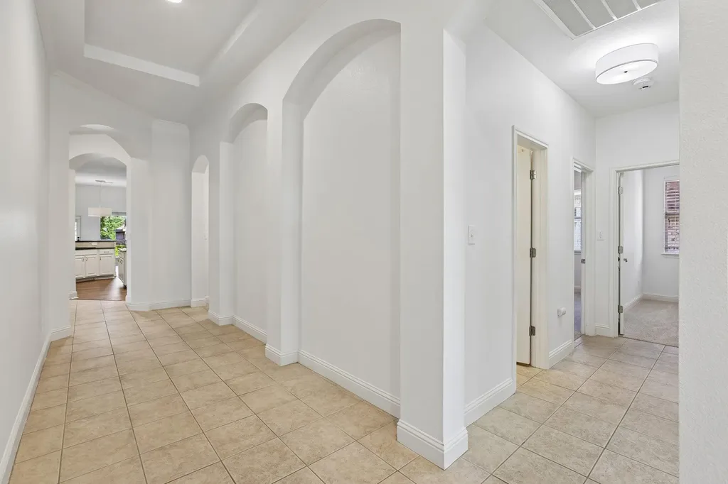 1017 Horseback Hollow Austin TX 78732