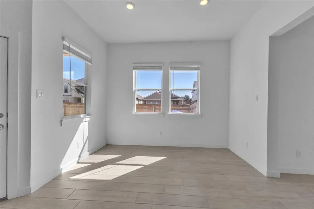 12620 Penguin Path Manor TX 78653
