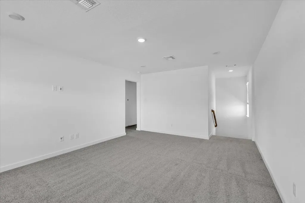 12620 Penguin Path Manor TX 78653
