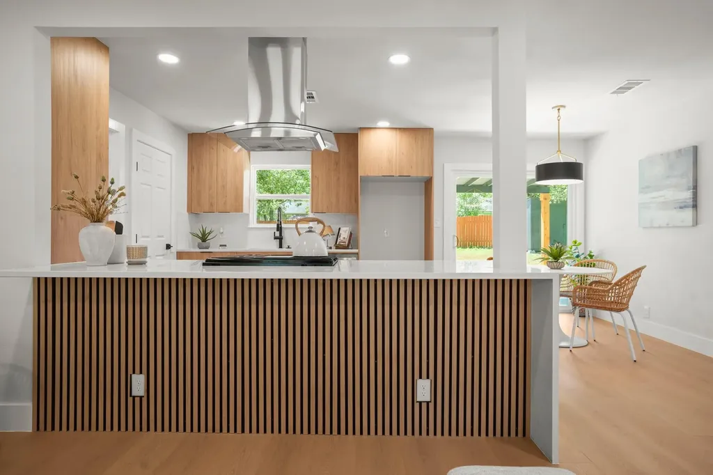 5713 Glenhollow Path Austin TX 78745