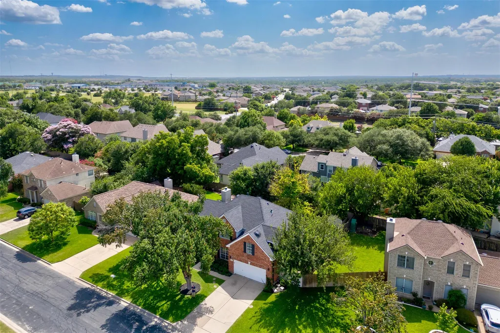 306 Thunderbay Drive Georgetown TX 78626