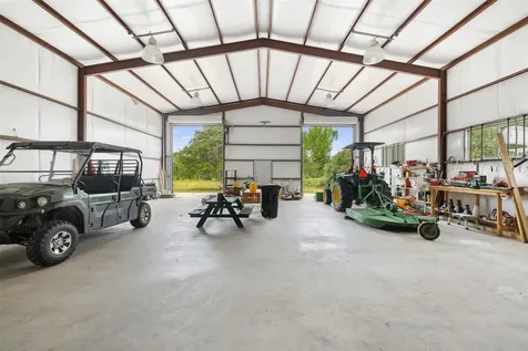 2997 County Road 258 Cameron TX 76520