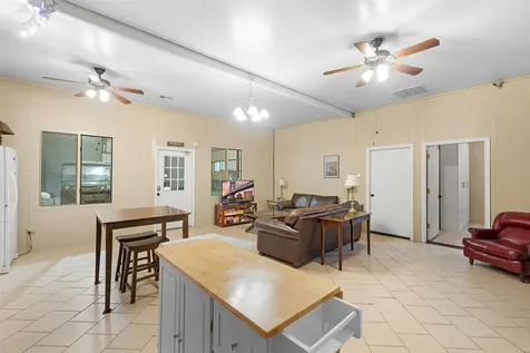 2997 County Road 258 Cameron TX 76520