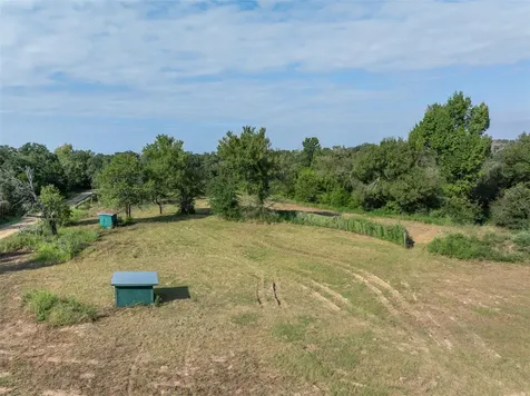 2997 County Road 258 Cameron TX 76520
