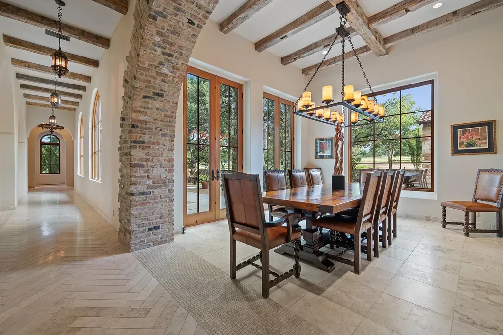 418 Cattle Trail Drive Dripping Springs TX 78620