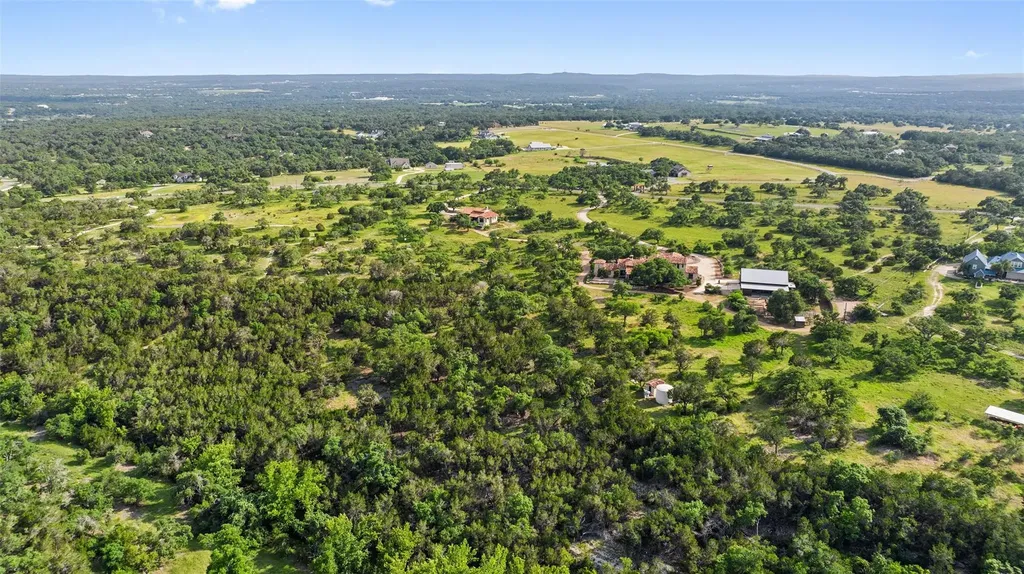 418 Cattle Trail Drive Dripping Springs TX 78620