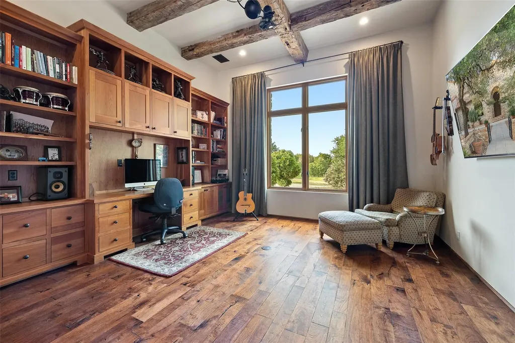 418 Cattle Trail Drive Dripping Springs TX 78620