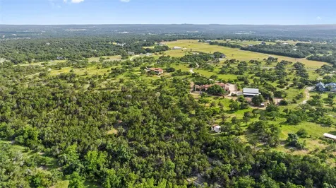 418 Cattle Trail Drive Dripping Springs TX 78620