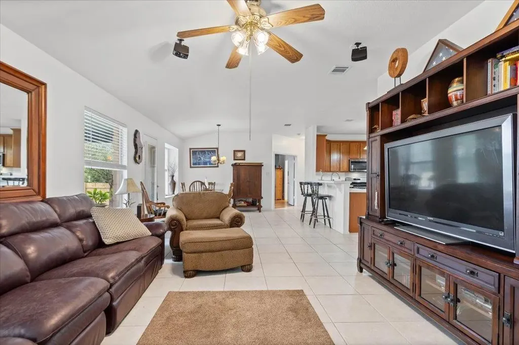 4113 Natural Bridge Court SW Round Rock TX 78681