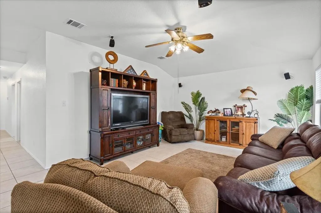 4113 Natural Bridge Court SW Round Rock TX 78681