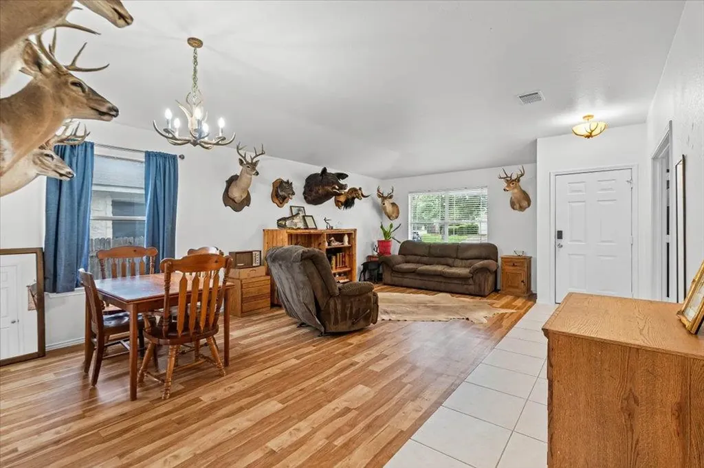 4113 Natural Bridge Court SW Round Rock TX 78681