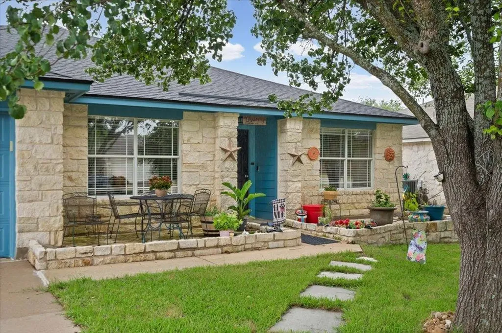 4113 Natural Bridge Court SW Round Rock TX 78681