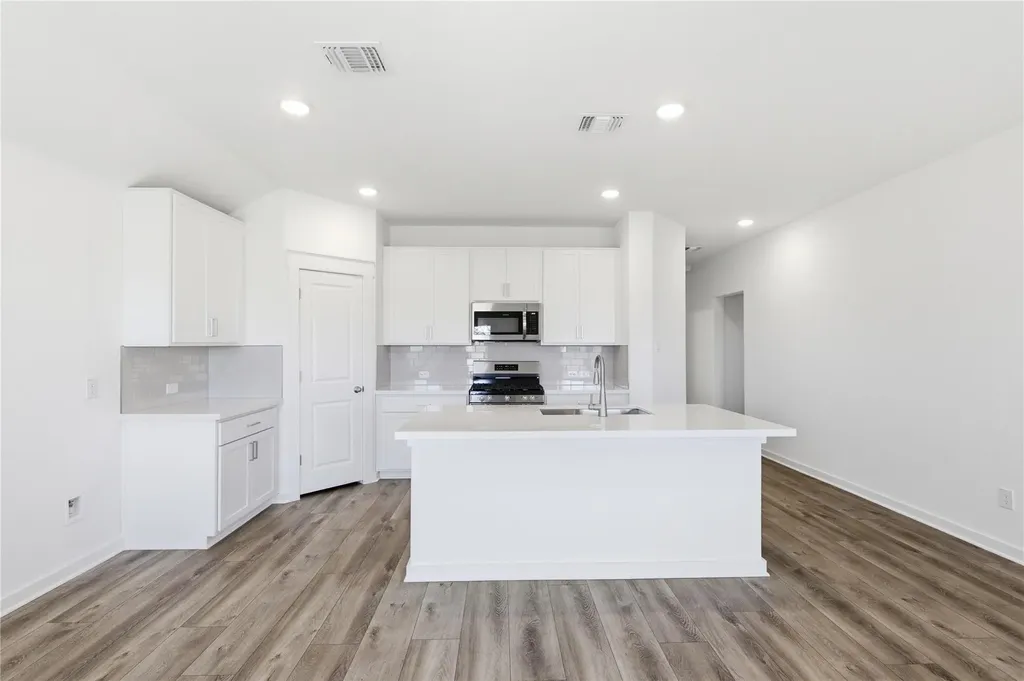 191 Oriole Street Kyle TX 78640