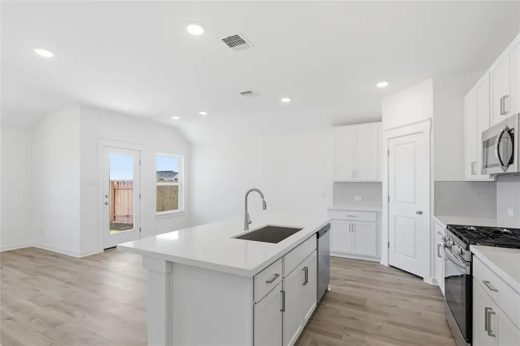 191 Oriole Street Kyle TX 78640