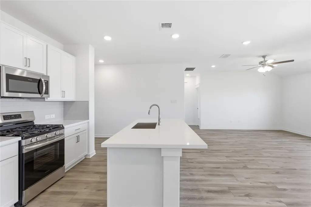 191 Oriole Street Kyle TX 78640