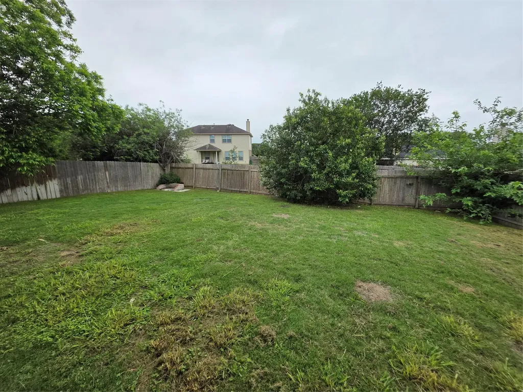 148 Black Cap Run Buda TX 78610
