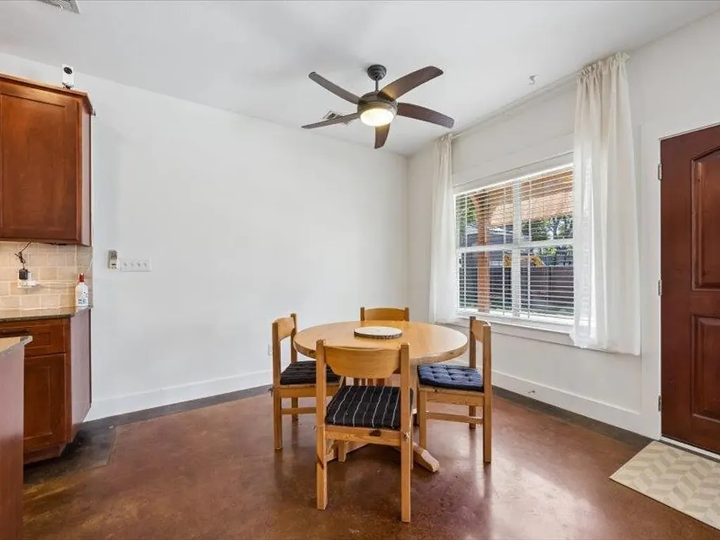 3211 Holton Street Austin TX 78702