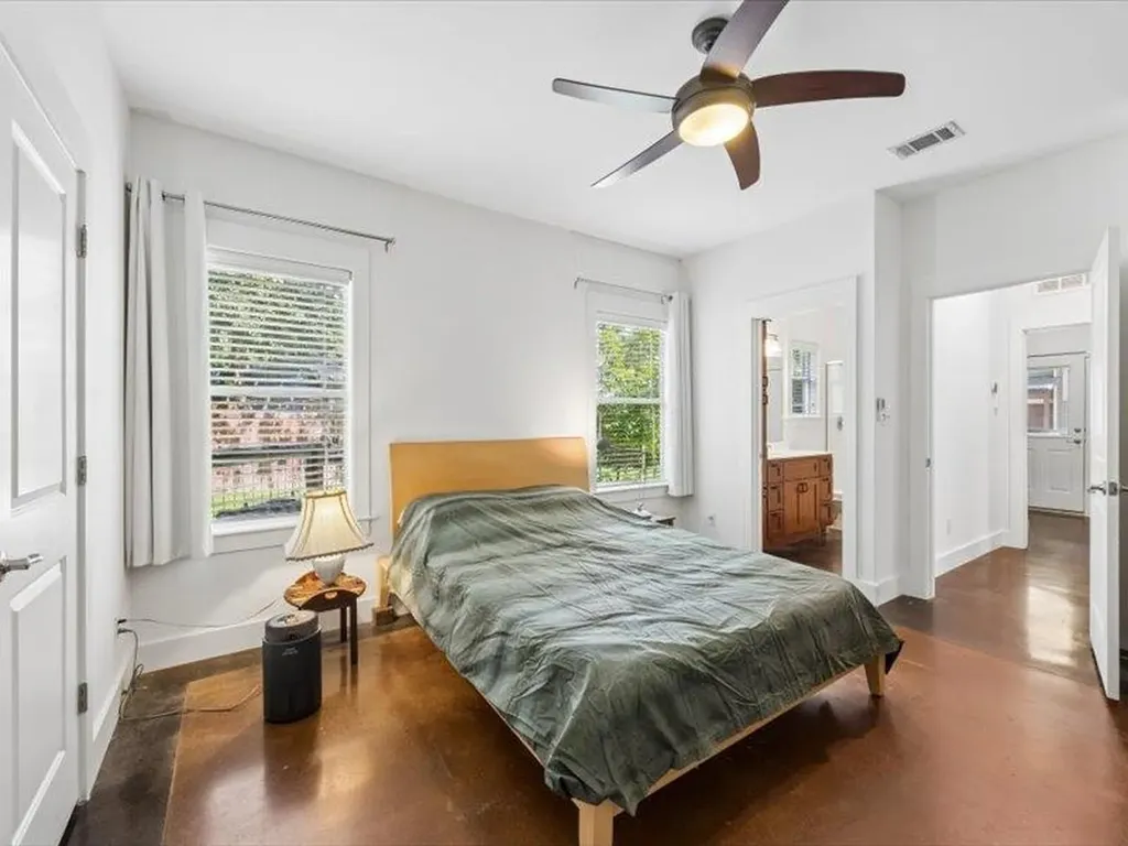 3211 Holton Street Austin TX 78702