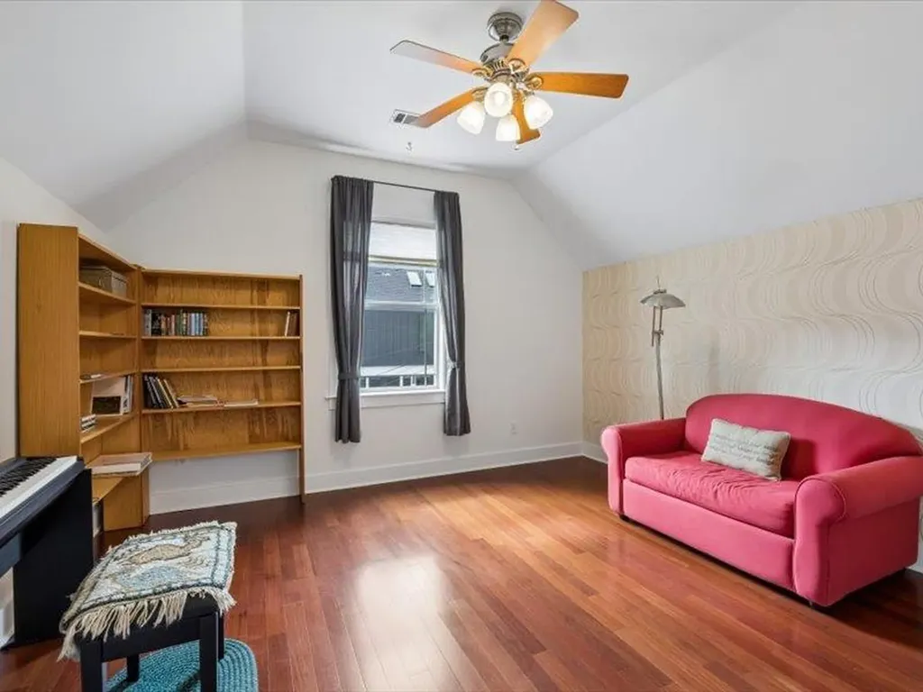 3211 Holton Street Austin TX 78702