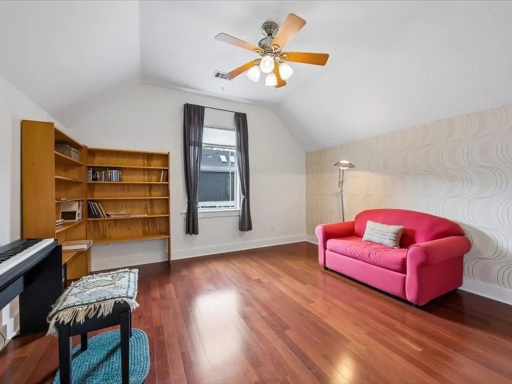 3211 Holton Street Austin TX 78702