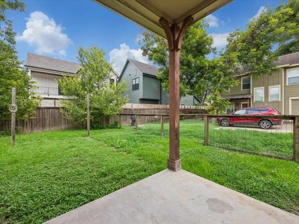 3211 Holton Street Austin TX 78702
