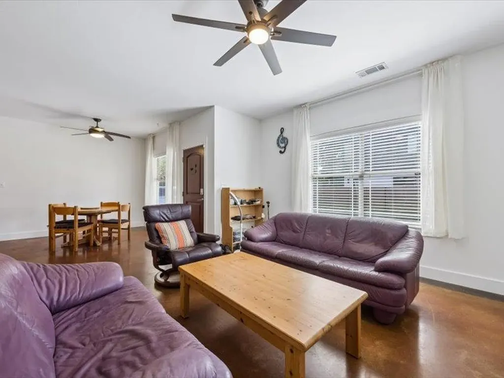 3211 Holton Street Austin TX 78702