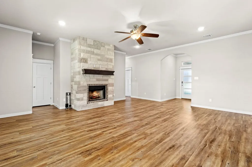 445 Bella Rose Drive Belton TX 76513