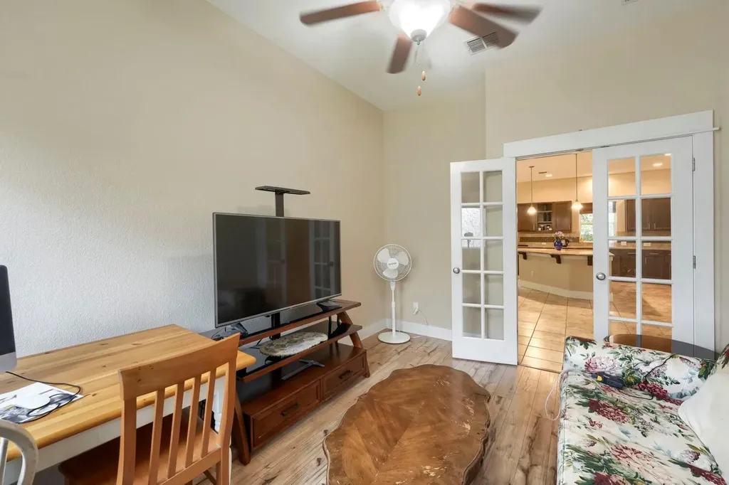 805 Waterfall Way Austin TX 78753