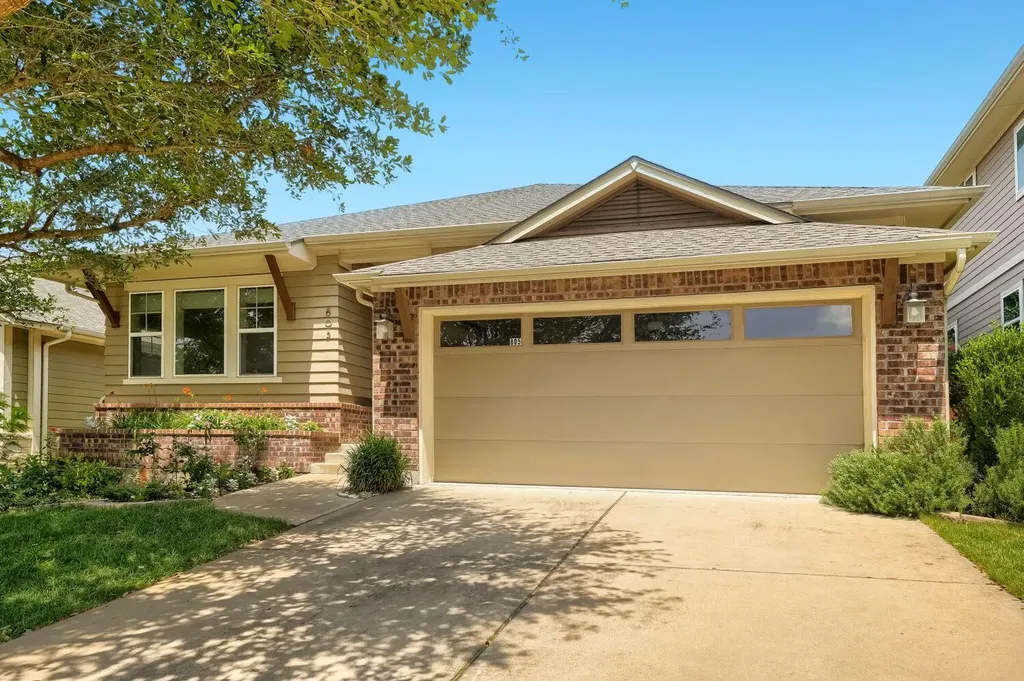 805 Waterfall Way Austin TX 78753