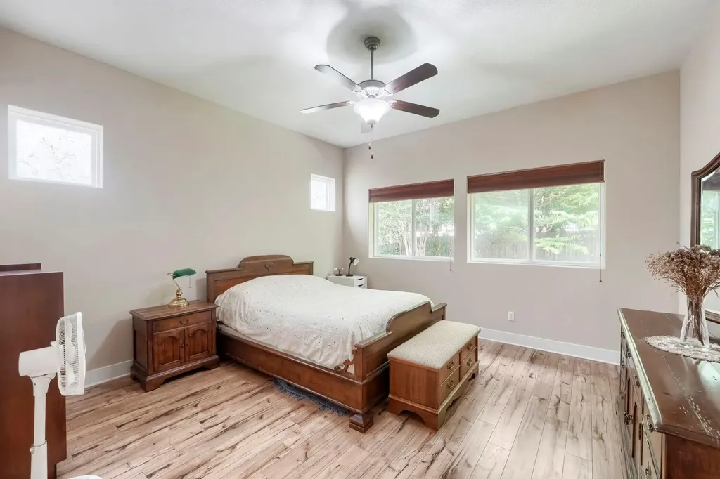 805 Waterfall Way Austin TX 78753