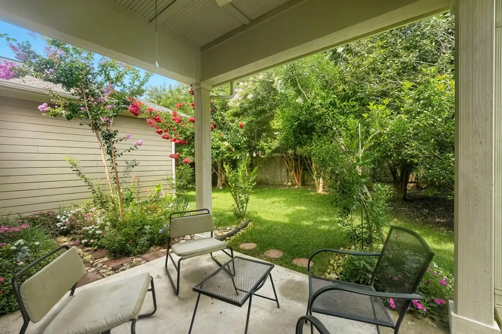 805 Waterfall Way Austin TX 78753
