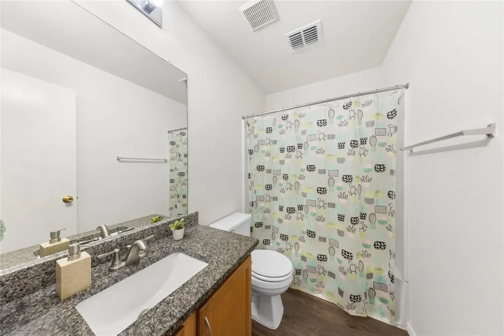 8716 Davis Oaks Trail Austin TX 78748