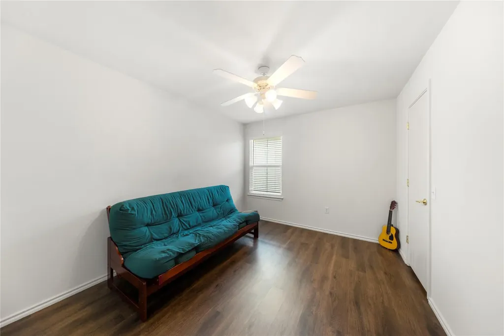 8716 Davis Oaks Trail Austin TX 78748