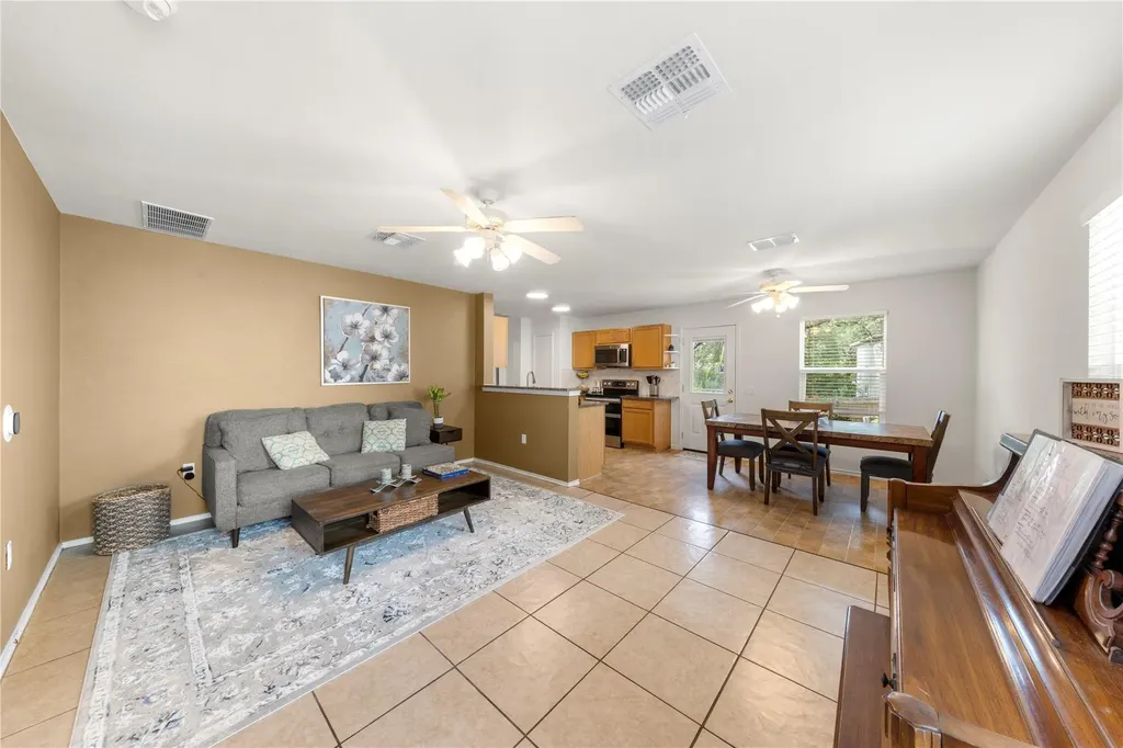8716 Davis Oaks Trail Austin TX 78748