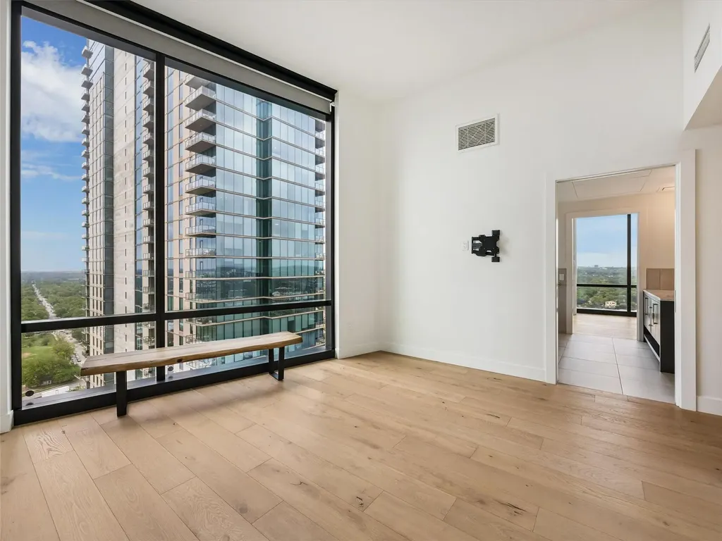 70 Rainey Street Austin TX 78701
