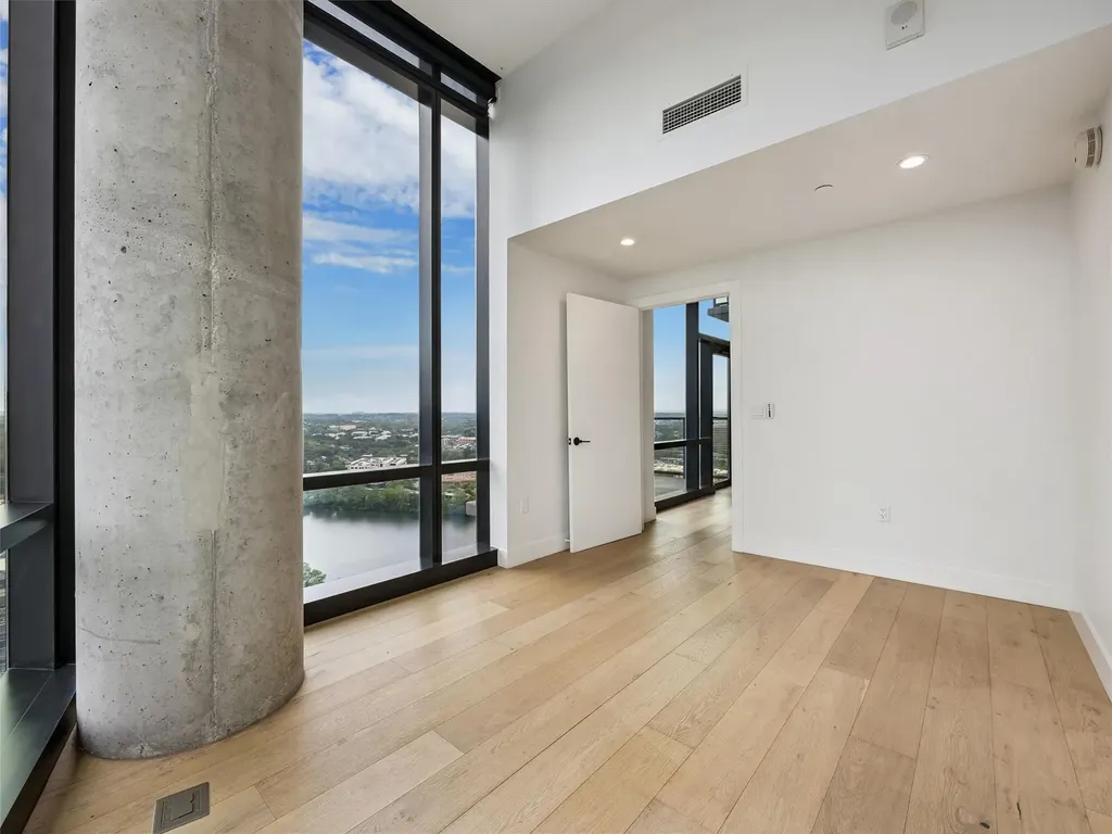 70 Rainey Street Austin TX 78701