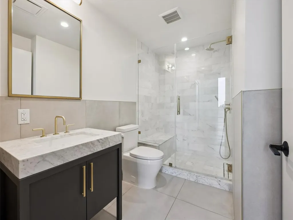 70 Rainey Street Austin TX 78701