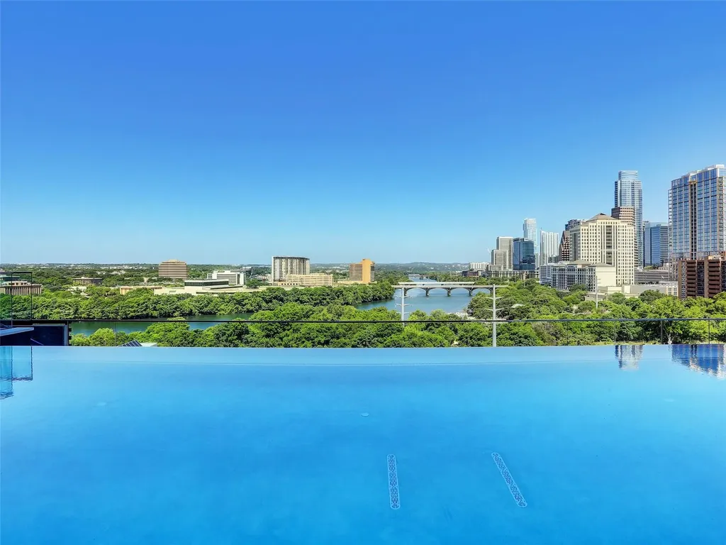 70 Rainey Street Austin TX 78701