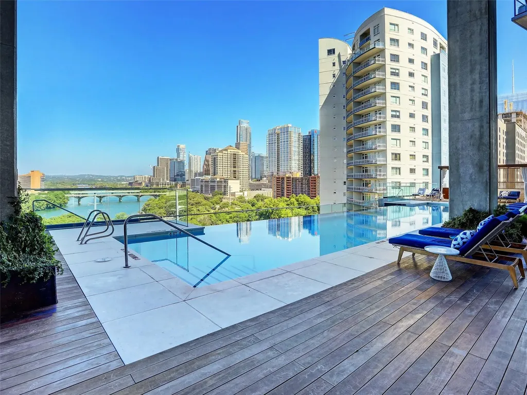 70 Rainey Street Austin TX 78701