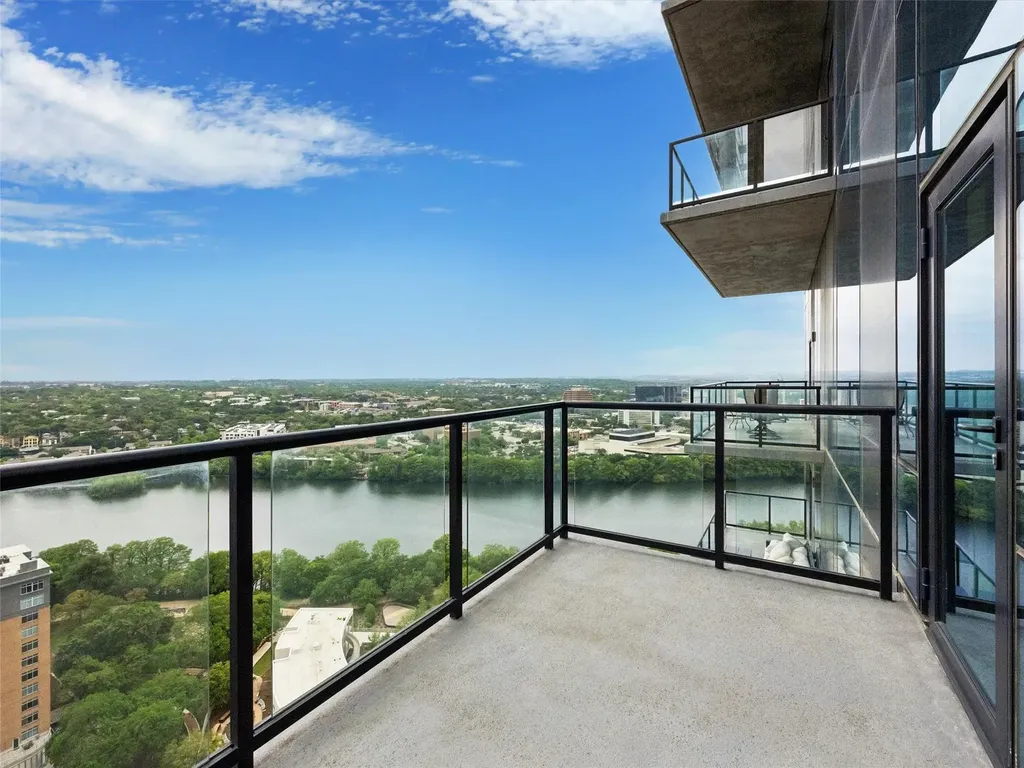 70 Rainey Street Austin TX 78701