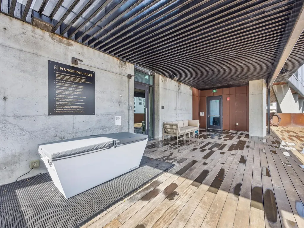 70 Rainey Street Austin TX 78701