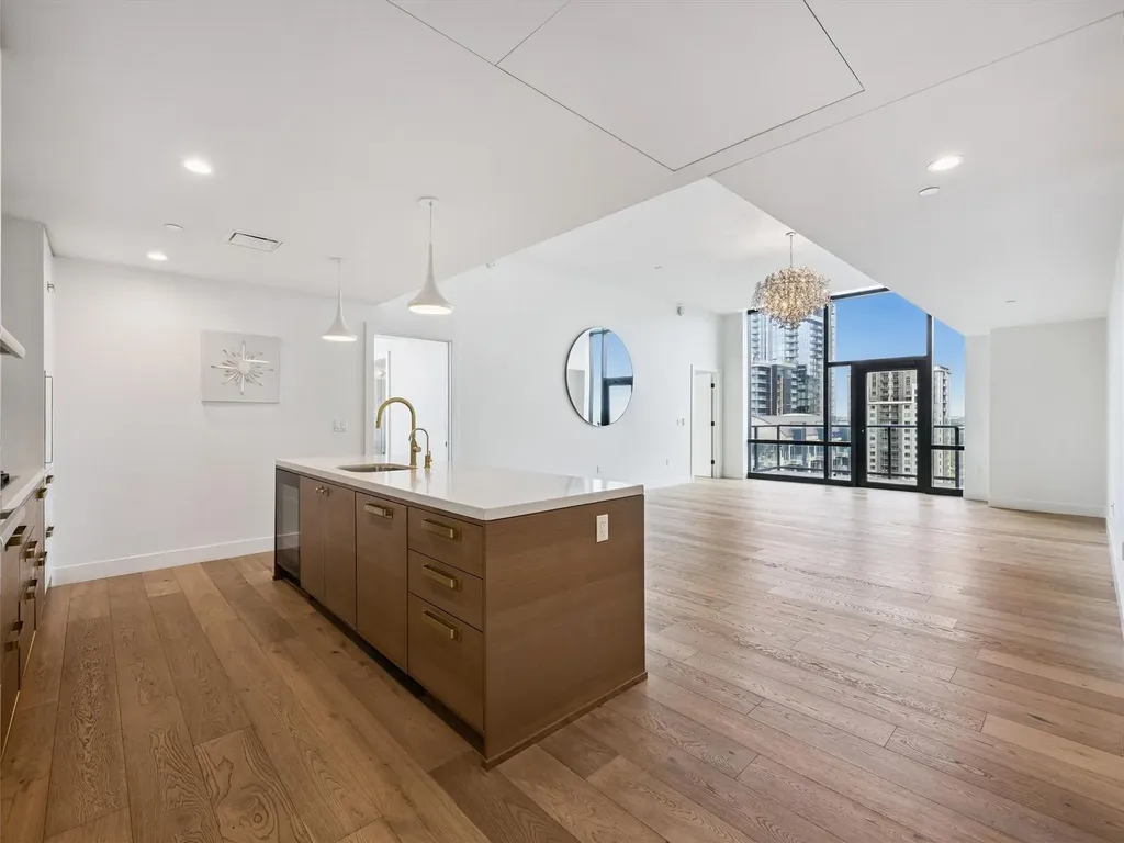 70 Rainey Street Austin TX 78701