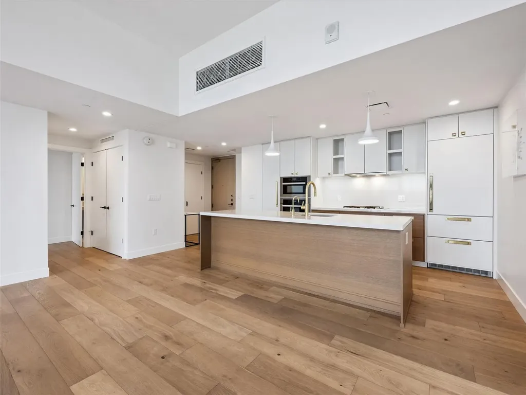 70 Rainey Street Austin TX 78701