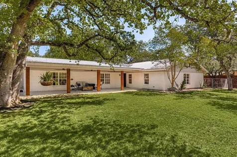 1501 W Park Street Cedar Park TX 78613