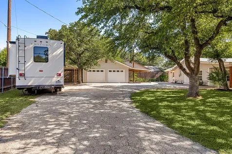 1501 W Park Street Cedar Park TX 78613