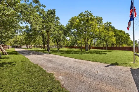 1501 W Park Street Cedar Park TX 78613