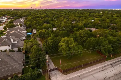 1501 W Park Street Cedar Park TX 78613