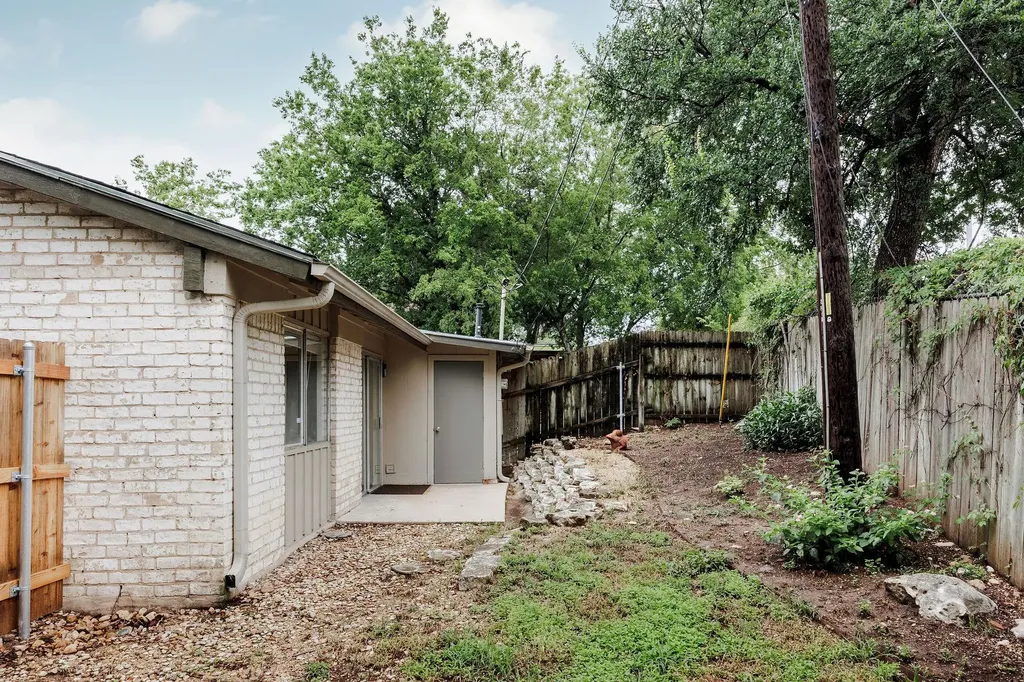 2012 Cody Court Austin TX 78704