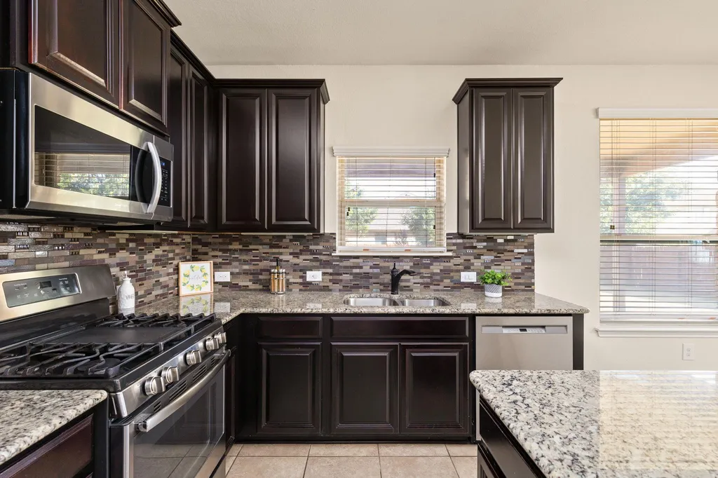 2400 Leonards Pass Leander TX 78641